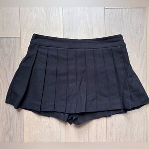 Classic Black Mini Skirt